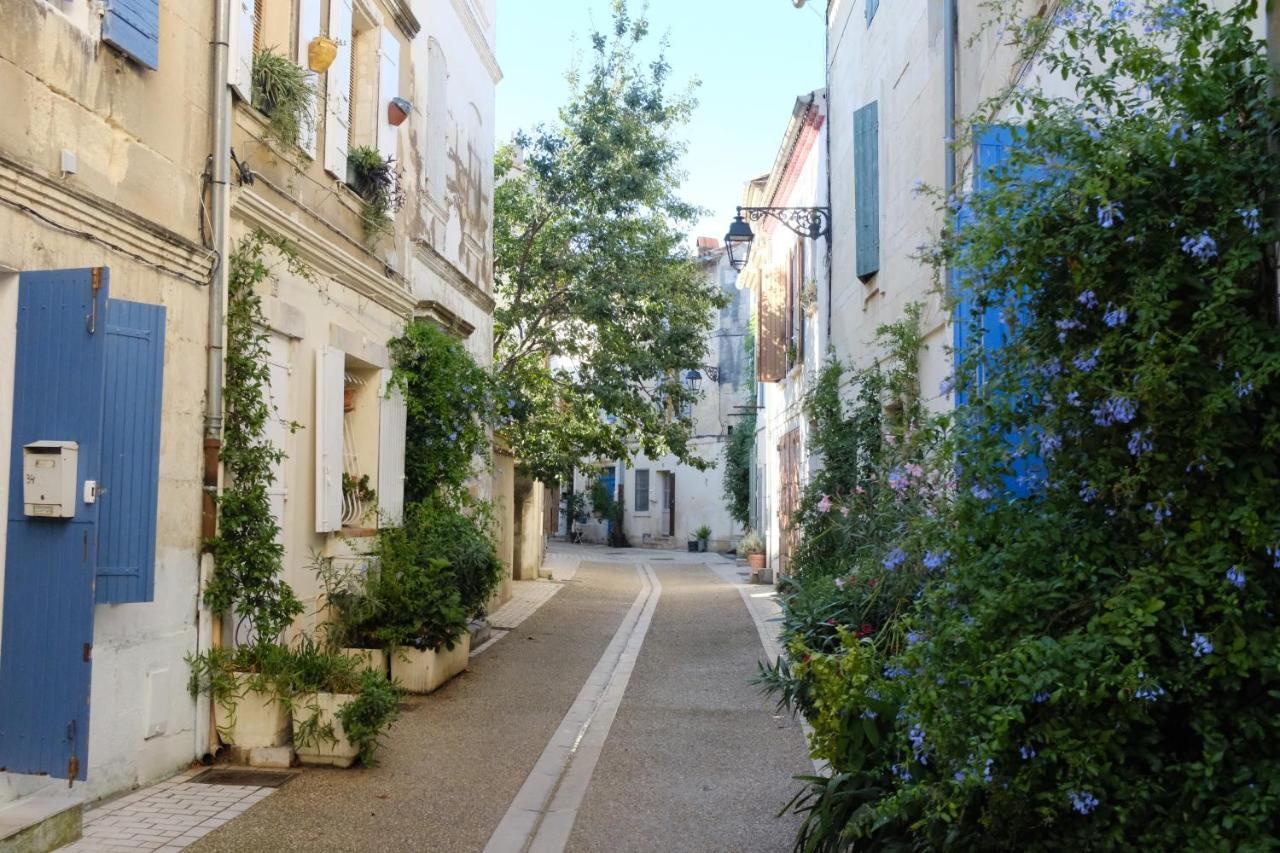 Maison Avec Terrasse A Arles, Provence Exterior photo